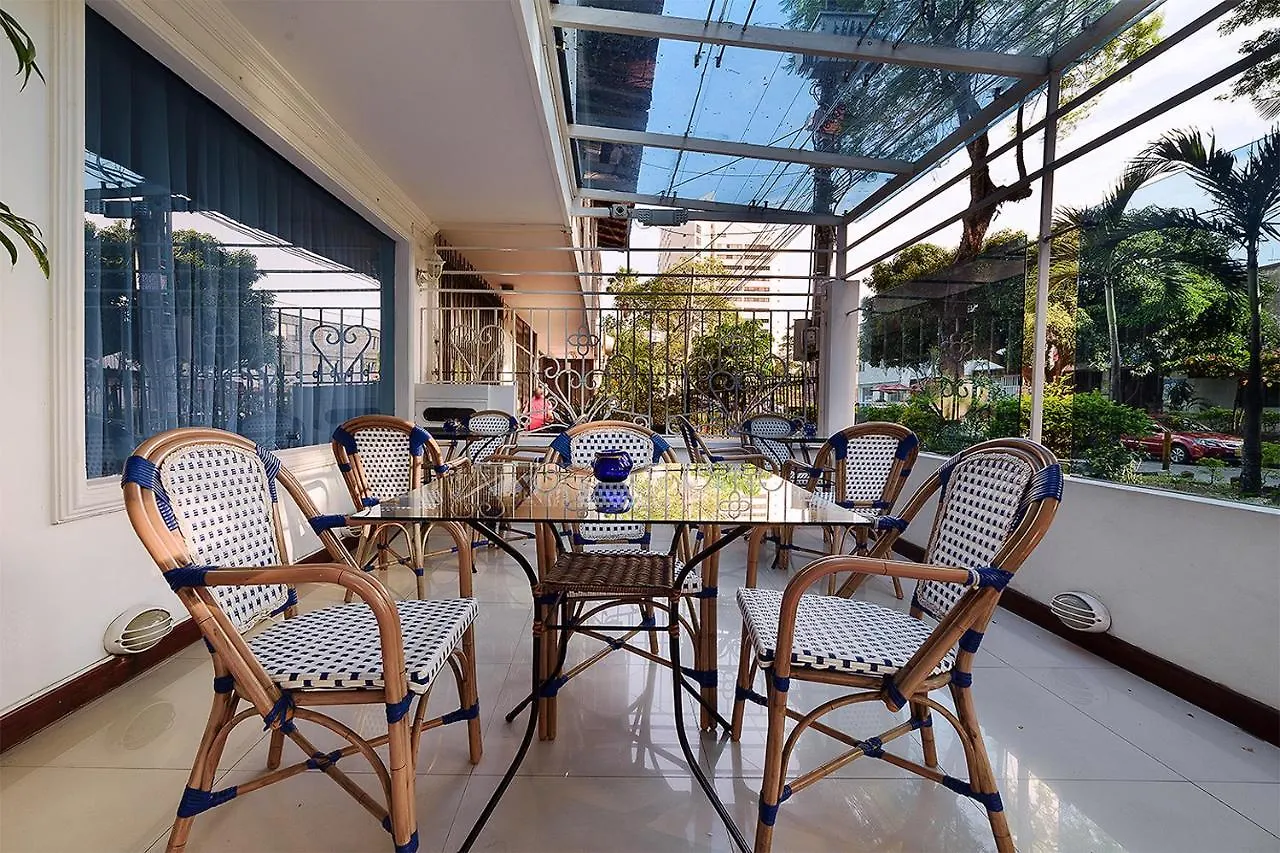 Ayenda 1402 Roosevelt Spa Cali Hotel